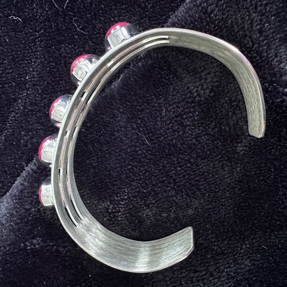 Vintage Jay King Red Coral  & sterling silver cuff bracelet - Picture 8 of 14